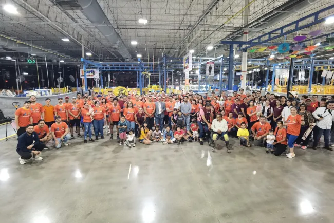 Promueve Ayuntamiento salud en empresa maquiladora