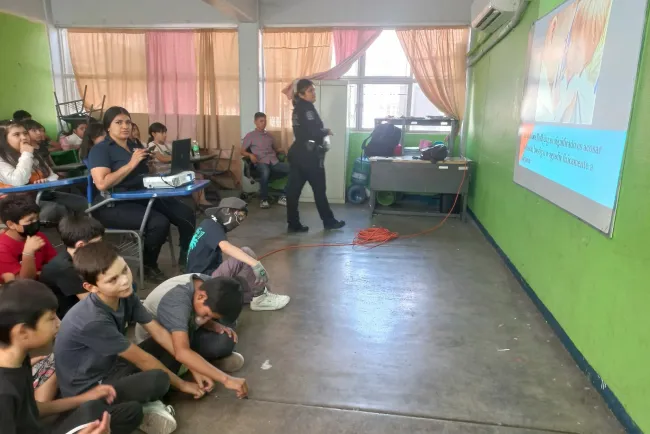 Siguen talleres de prevención en escuelas