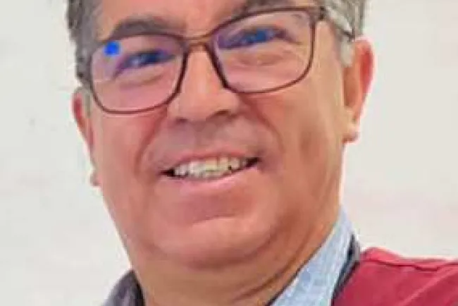 Anticipan a lluviasLas lluvias están anunciadas para la próxima semana pero antes la Secretaria de Desarrollo urbano, donde despacha Jorge Medina Esqueda, se anticipan y atienden las peticiones ciudadanas de acciones de bacheo en varias colonias de la ciudad.Haciendo el uno-dos con la Dirección de Obras Públicas, el funcionario municipal, hace alusión que el Programa Emergente de Mejoramiento Urbano, están activo en diferentes colonias de la ciudad, para dar salida a las peticiones de la ciudada