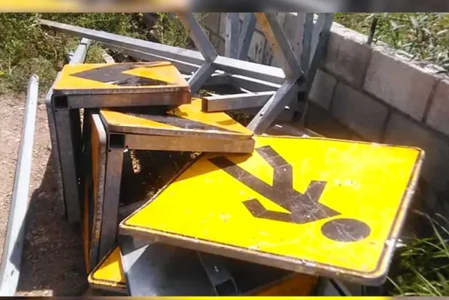 Más de 300 señalamientos robados en año y medio