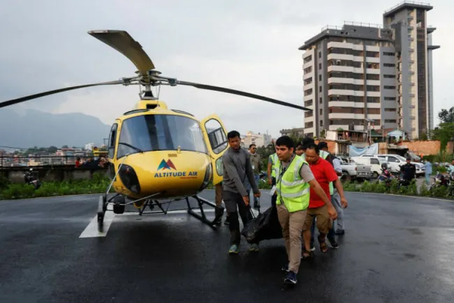 Identifican a mexicanos que murieron en accidente en Nepal