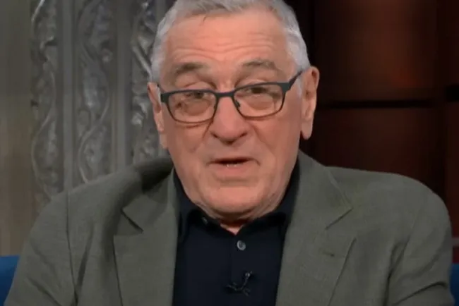 Novia de Robert De Niro es diagnosticada con parálisis de Bell tras dar a luz