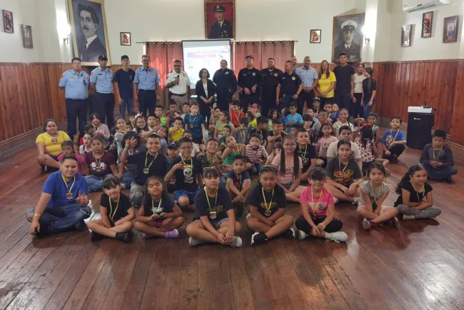 Arranca campamento de Bomberitos Exploradores