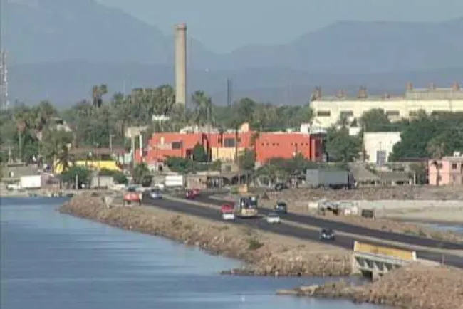Pendientes por restablecer electricidad en colonias de Empalme