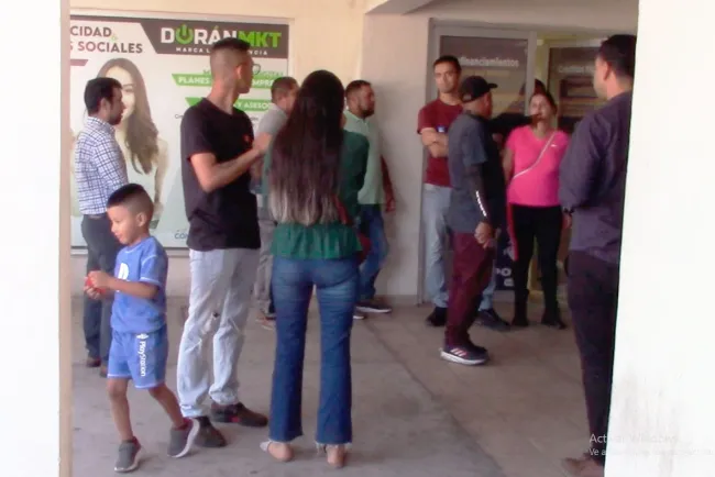 Exigen respuesta de empresa autofinanciera ante posible fraude