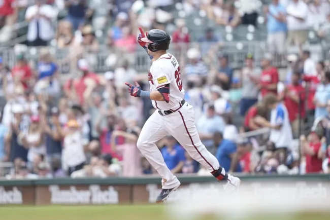 Castigan los Bravos pitcheo de Angelinos