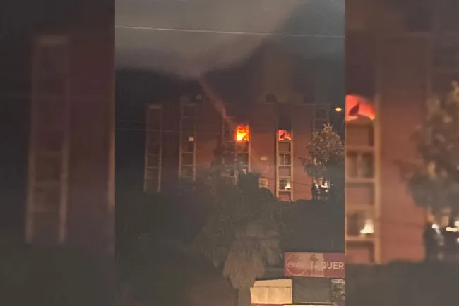 Consume incendio vivienda en Fovissste II