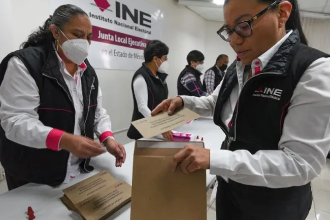 AMLO considera excesivo presupuesto del INE para 2024