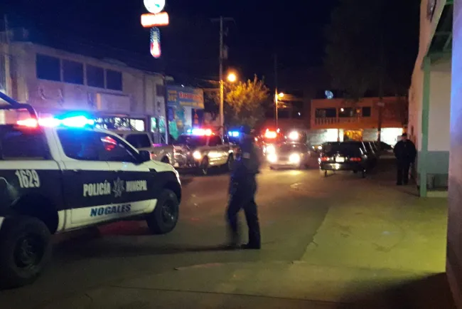 Auxilian municipales a una persona golpeada