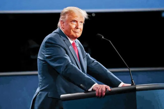 Pagará Trump 200 mil dólares para seguir libre