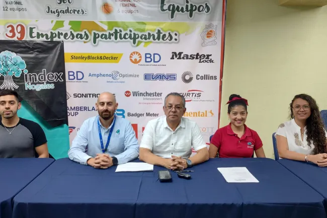 Apoya industria torneo de golf para financiar becas educativas