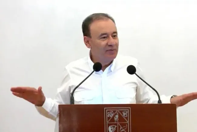 Detener distribución de libros de texto está en al ámbito jurisdiccional: Durazo