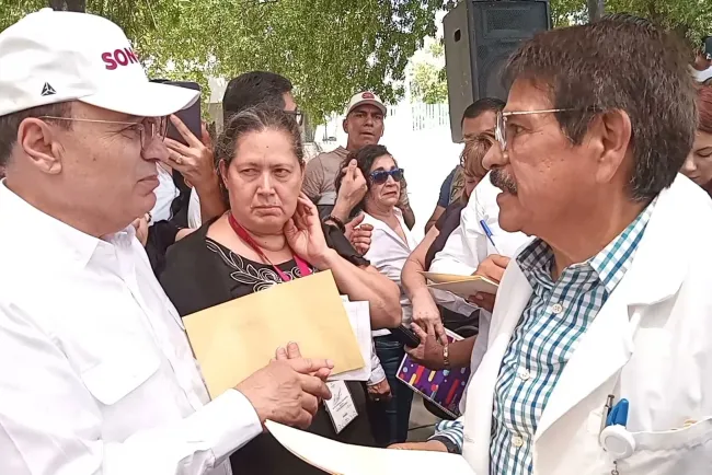 Médicos exponen faltantes en hospital; solicitan apoyo al Gobernador