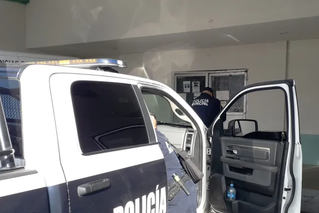 Hieren de bala a persona por hacer sus necesidades en la calle