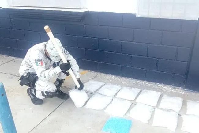 Detectan tubos PVC llenos de pastillas de fentanilo y mentafetaminas