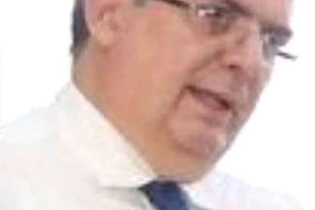 Sorpresa y sorprendidoSiempre han dicho que en política no hay sorpresas ni sorprendidos; en el proceso para elegir candidato presidencial en Morena, pareciera que hubo sorpresa y que el mayormente sorprendido fue Marcelo Ebrard Casaubon, a juzgar por sus reacciones.Si nos vamos a la realidad, nadie en su sano juicio, o como a luego dicen los clásicos, nadie con tres dedos de frente, dudaba quién sería candidata de Morena. Eliminado el eufemismo inventado por la ilegalidad de ese partido, para i