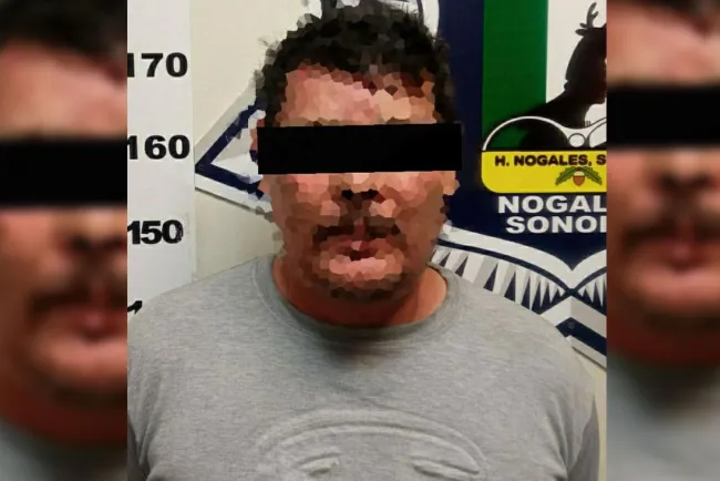 Logran detener a persona agresiva que pretendía prender fuego en un hotel