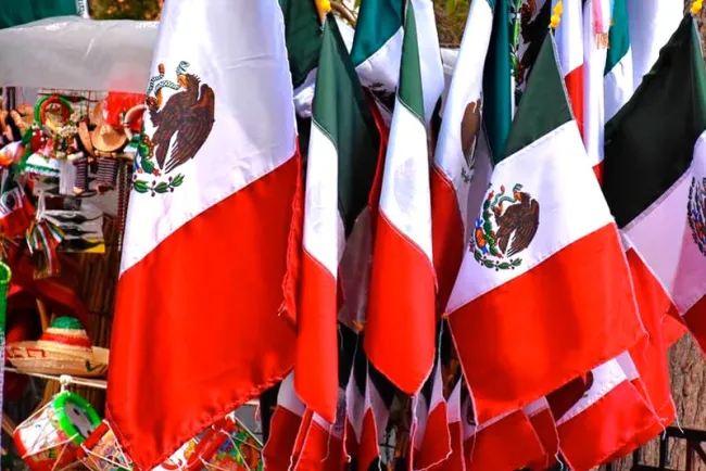 Bajan ventas de artículos mexicanos en las Fiestas Patrias