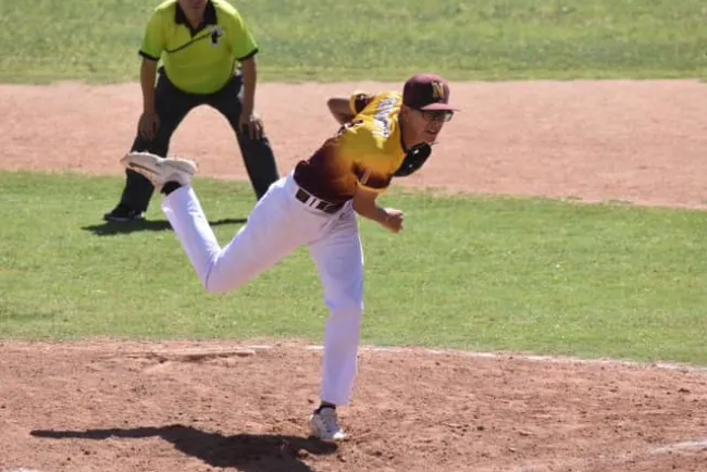 Nogales toma ventaja