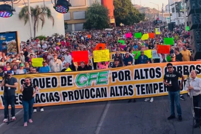 Afirmá gobernador se apoyará a familias con altos cobros de recibos de la CFE