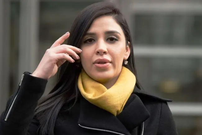 Sale Emma Coronel de prisión