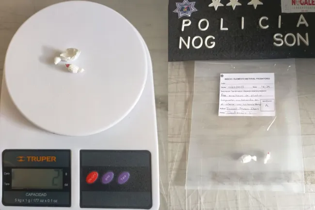 Detienen a conductor de taxi por posesión de droga