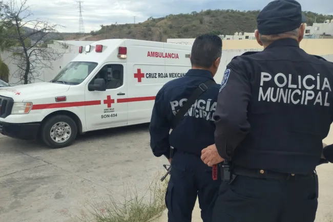 Encuentran a adolescente viviendo solo