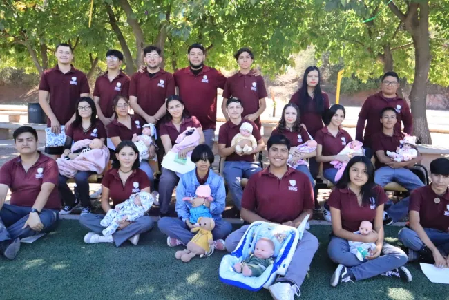 Concientizan sobre embarazo en adolescentes en Prepa Municipal