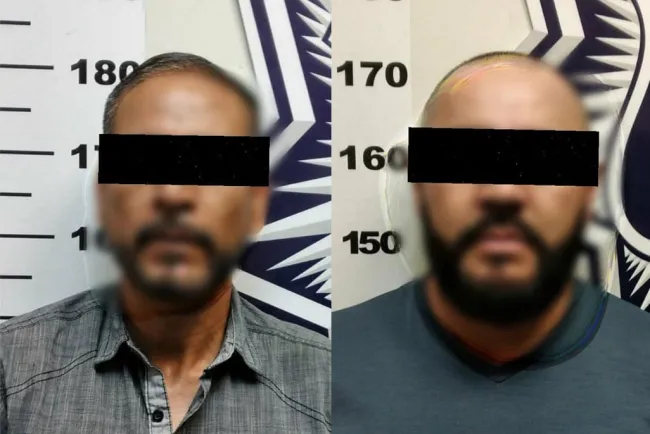 Arrestan a dos por presunto robo de vehículo