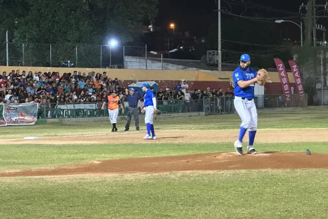 Cantan playball en la Fiesta Mexicana