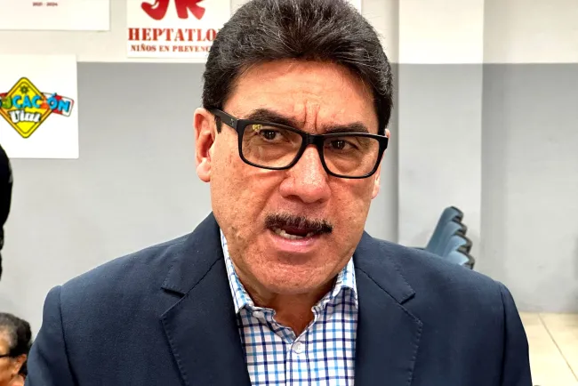 Buscan mejorar problema de filas hacia EU