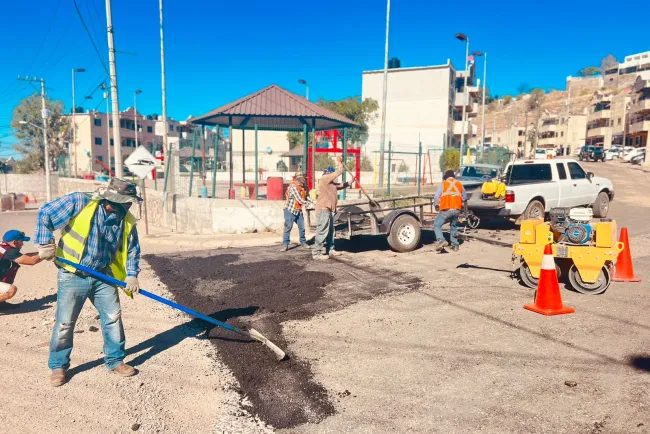 Continúan acciones de Mejoramiento Vial