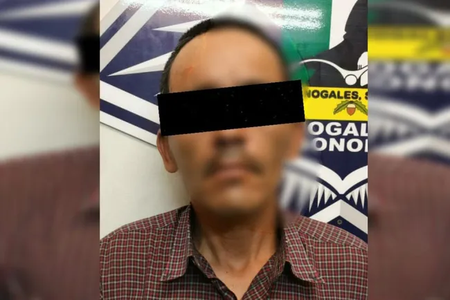 Atrapan a ladrón de farmacia; llevaba diversos artículos