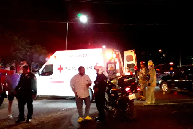 Sufre joven lesiones por choque en motocicleta