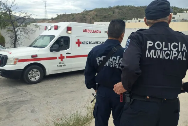 Balean y despojan de dinero a persona en periférico Oriente