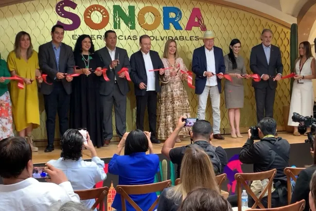 Inaugura Gobernador Casa Sonora en Festival Cervantino