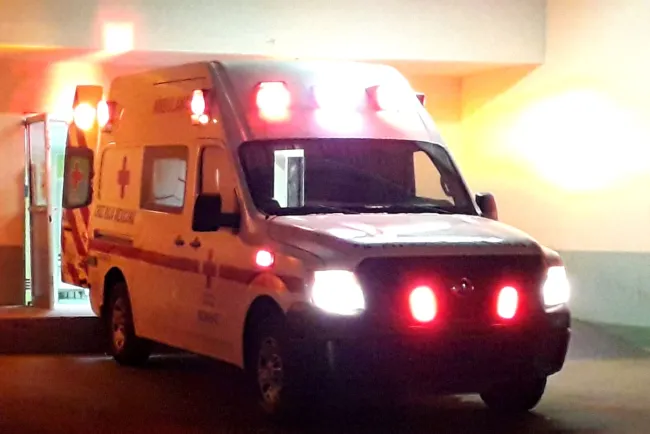 Hieren de bala a presunto ladrón; encargado del negocio fue arrestado