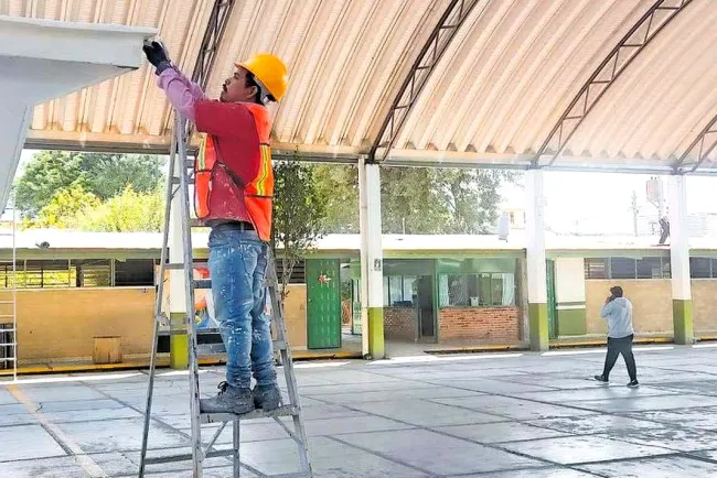 Supervisarán infraestructuras en planteles escolares