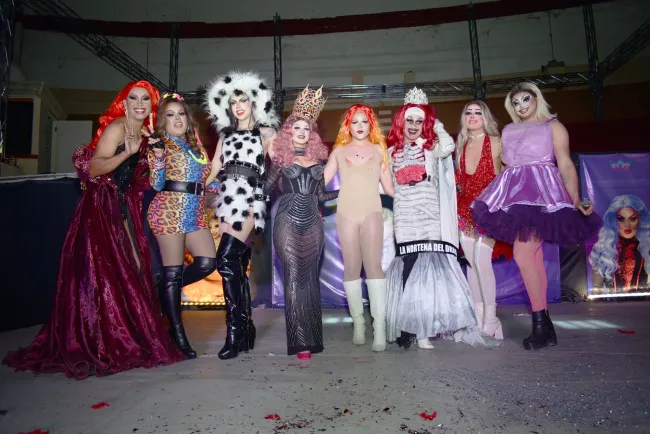 Coronan a La Norteña del Drag
