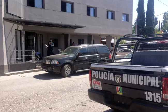 Sufre mujer quemaduras por explosión de juego pirotécnico