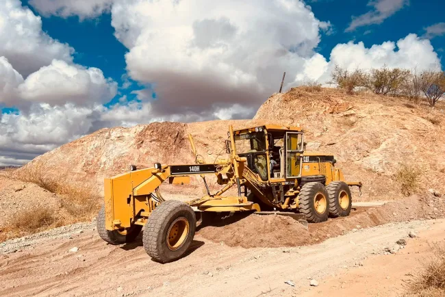 Intensifican campaña de raspado de calles