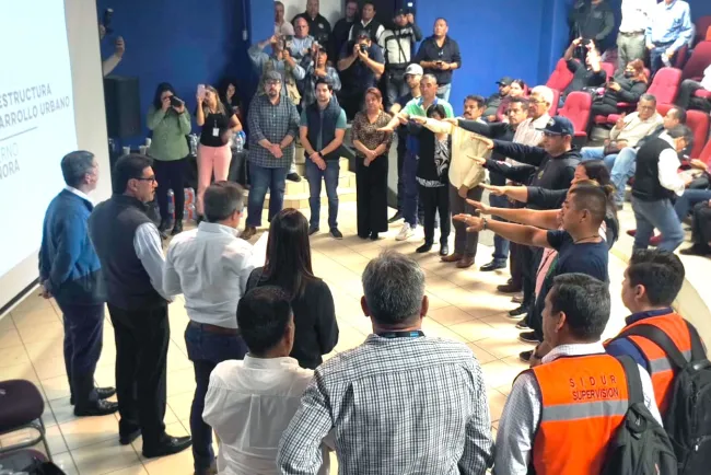 Conforman comités de Contraloría Social para obras