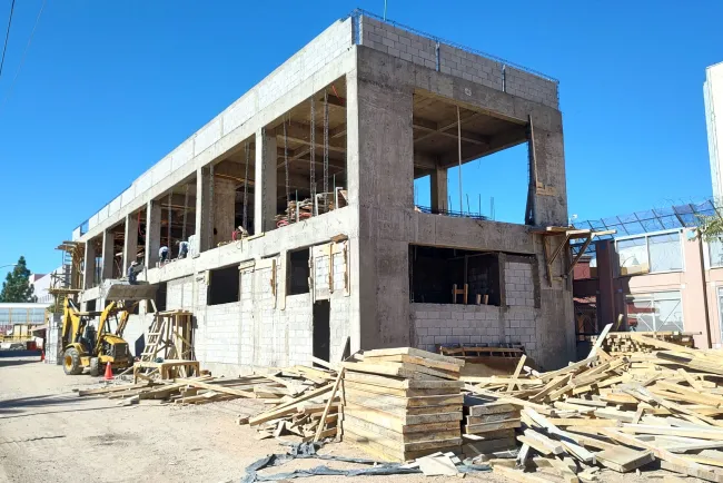 Avanzan trabajos de obra en garita peatonal de calle Elías