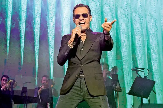 Marc Anthony rinde tributo a José José y Juan Gabriel