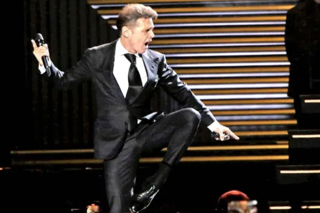 Ilumina “El Sol” a más de 20 mil personas