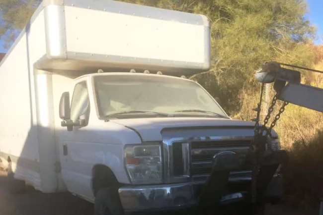 Encuentran unidad pesada que tenía reporte de robo en Arizona