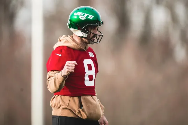 Rodgers vuelve a entrenamientos