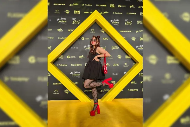 Celebra influencer nogalense su día