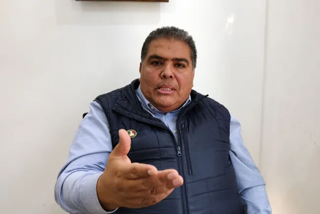 Resalta regidor proyección social en análisis de egresos para 2024