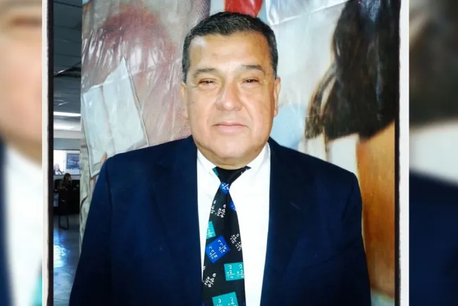 Rendirán homenaje a maestro con su nombre en plantel educativo